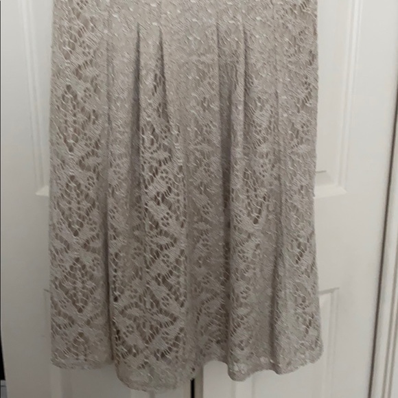 Dress - Picture 3 of 4